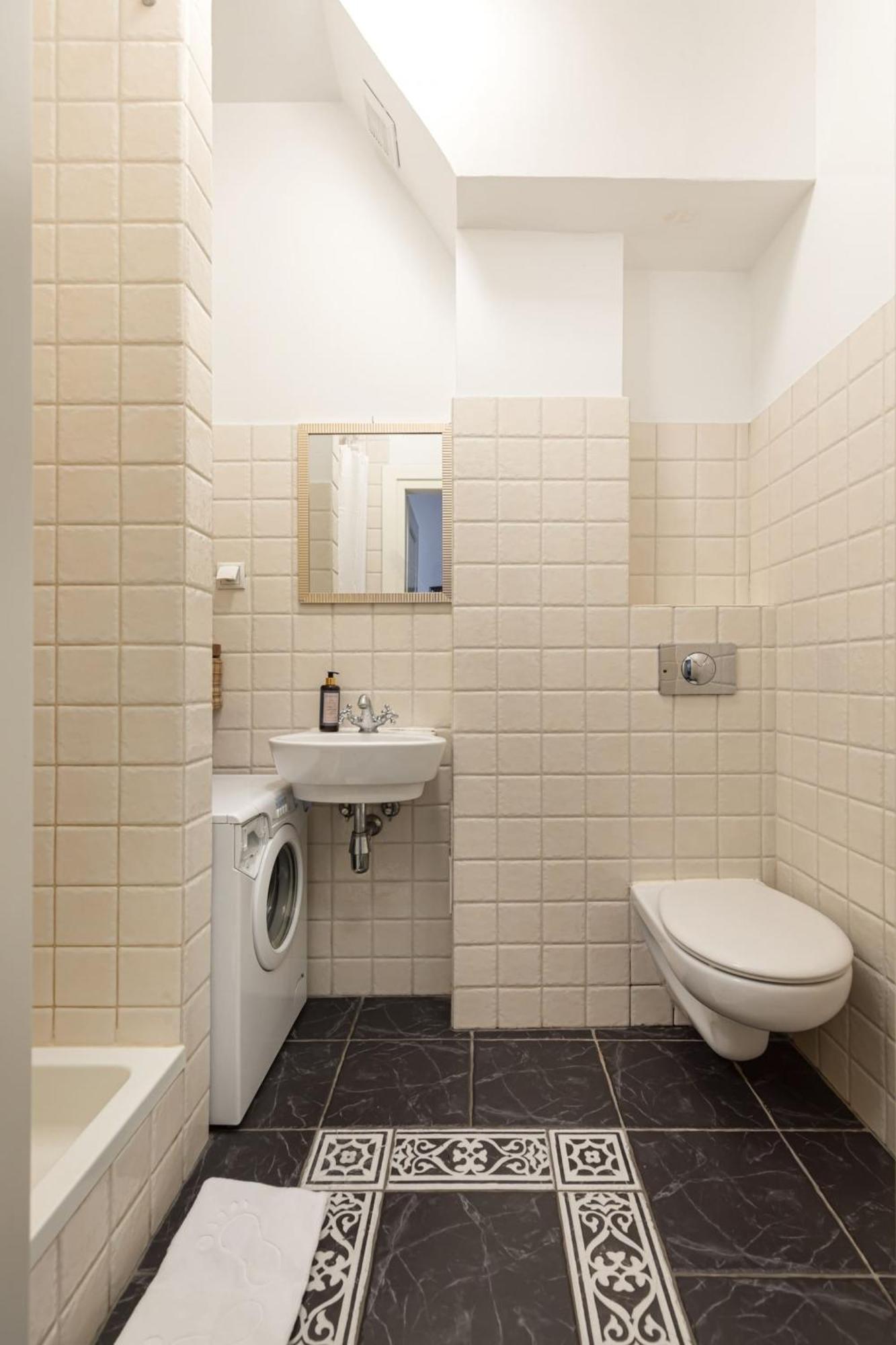 Fashioned Apartment Rycerska By Noclegi Renters Warsaw Ngoại thất bức ảnh