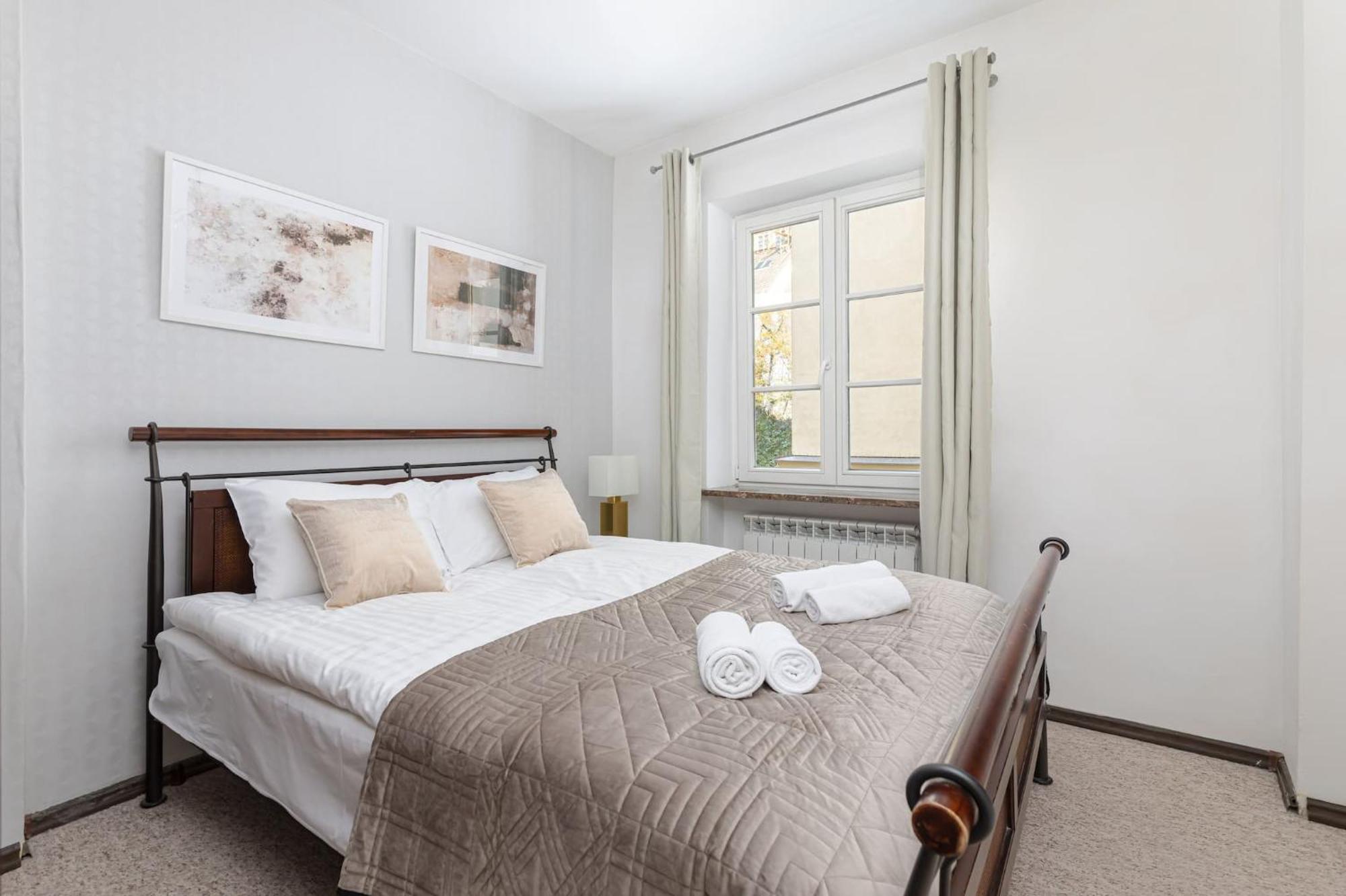 Fashioned Apartment Rycerska By Noclegi Renters Warsaw Ngoại thất bức ảnh